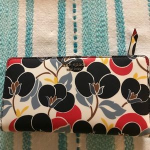 Never Used! Navy Blue Floral Kate Spade Wallet, Perfect Condition!